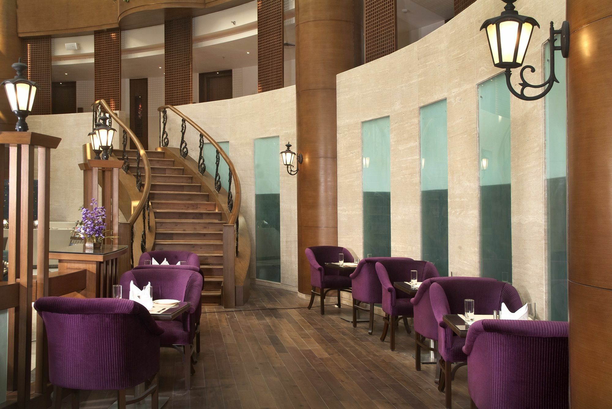 Savoy Suites Велика Нойда Екстер'єр фото